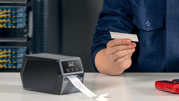Portable vs. Desktop label Printers: Which is Cheaper in the Long Run?